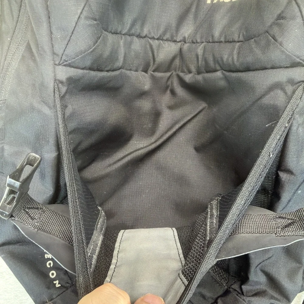 The North Face Recon Backpack Black Laptop Hiking Travel Daypack Outdoor TNF
